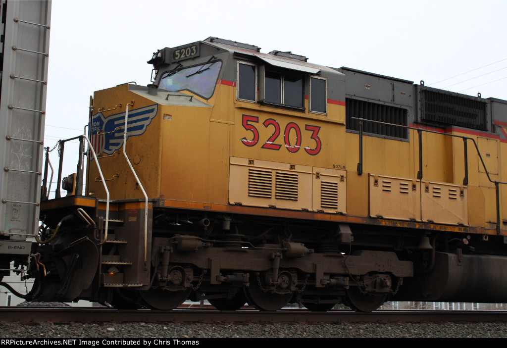 UP 5203